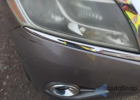 2013 Nissan Pathfinder Sl z USA, uszkodzony, nr VIN 5N1AR2MN1DC660382